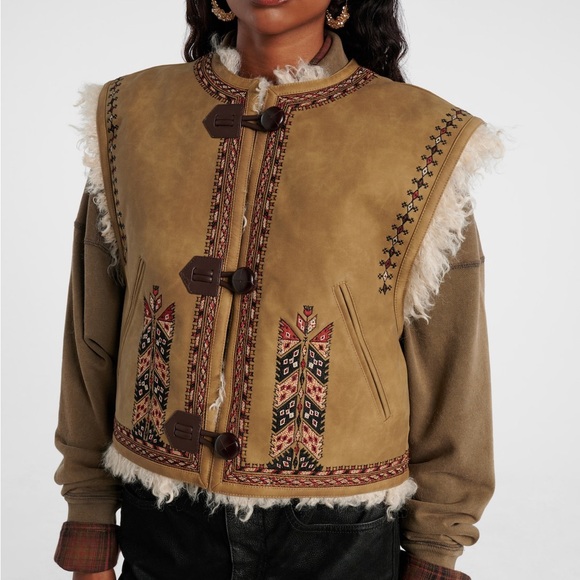 Isabel Marant Jackets & Blazers - Isabel Marant Clemencia embroidered fleece vest